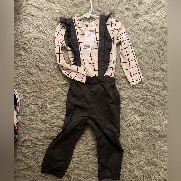 H&M jumpsuit - Picture 3 of 5